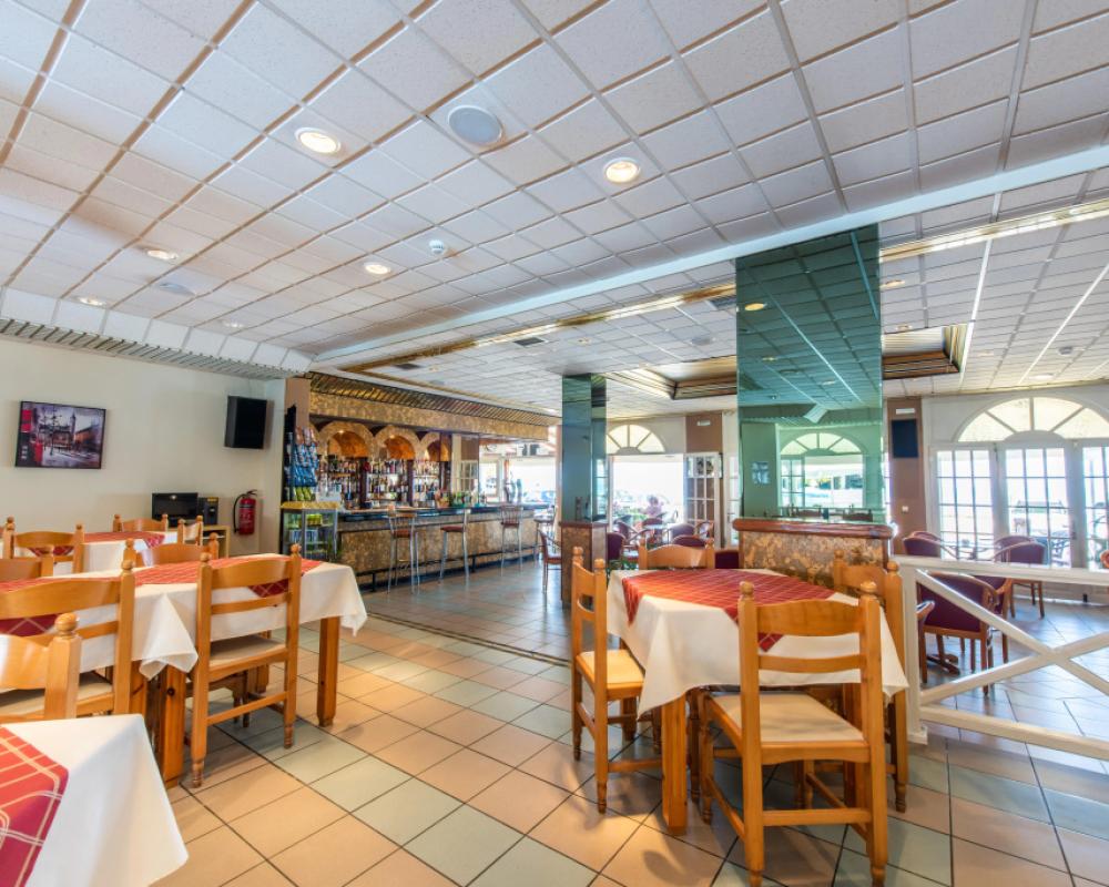 фото Aphrodite Beachfront Roda
