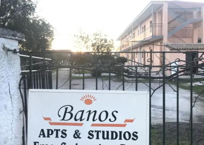 Room-banos Apartments And Swimming Pool