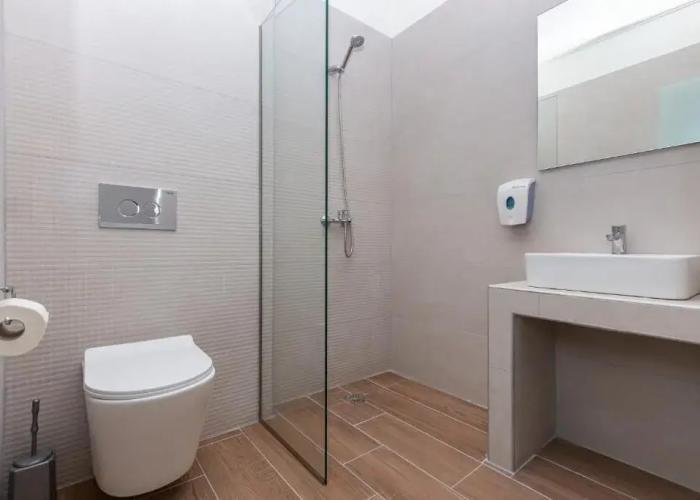 Aqua Luxury Suites by Estia