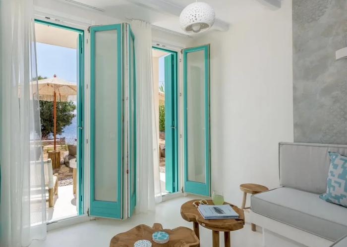 KLIMA BAY Beachfront Boutique Houses