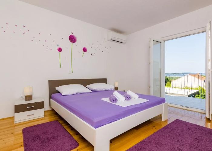 Apartments & Rooms Maždin
