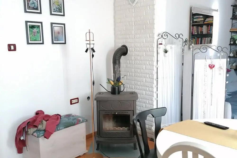 Cozy Home With Private Garden