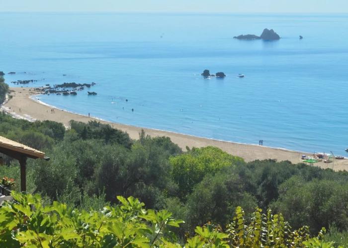 Apartments and Studio With Swimming Pool and Sea View in Pelekas Beach, Corfu