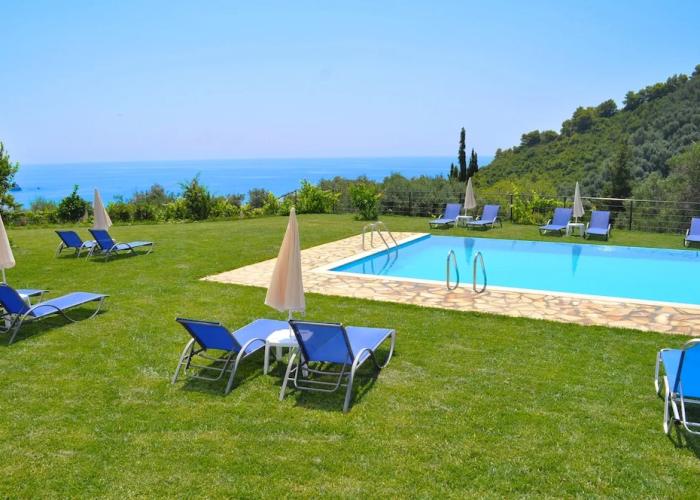 Apartments and Studio With Swimming Pool and Sea View in Pelekas Beach, Corfu