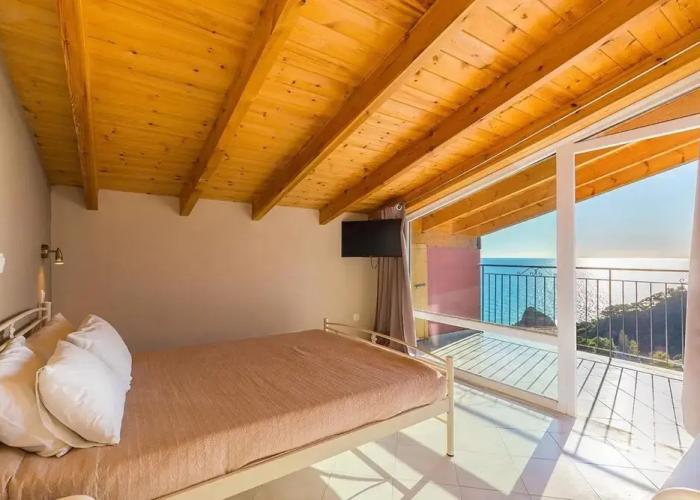 Luxury Loft Apartment With Pool - Pelekas Beach, Corfu