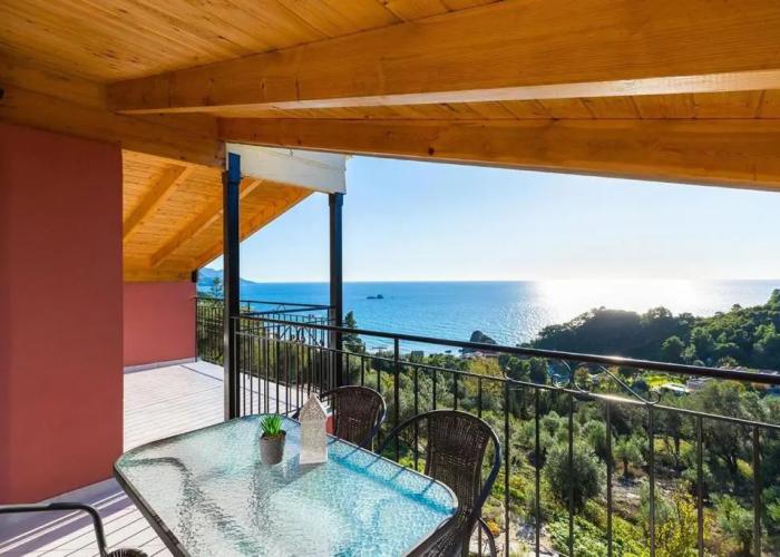 Luxury Loft Apartment With Pool - Pelekas Beach, Corfu