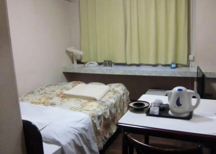 Sunshine Hotel