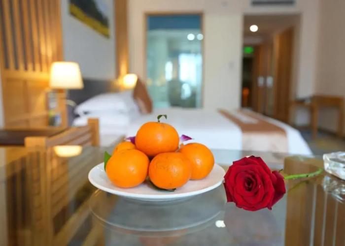 Huayu Holiday Hotel