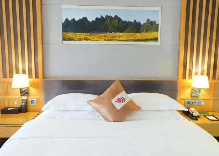 Huayu Holiday Hotel