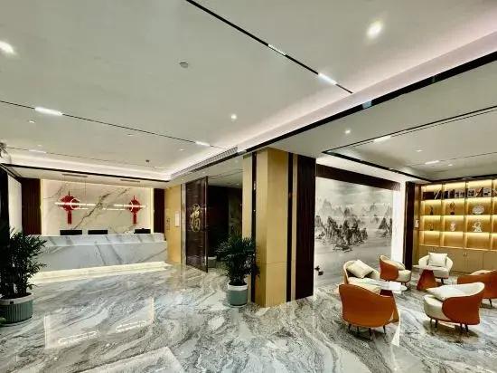 Xifu Holiday Hotel (Hechi City Nandan County Bus Terminal)