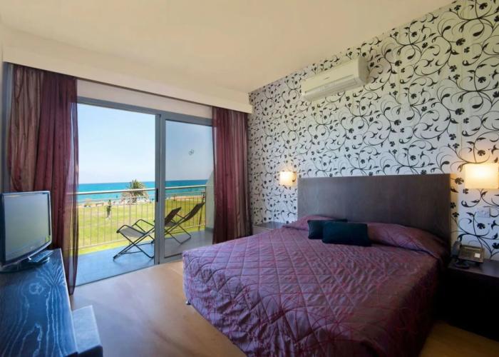 Natura Beach Hotel and Villas