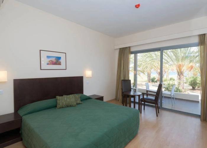 Natura Beach Hotel and Villas