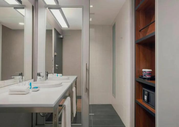 Sky Loft Hotel Kyiv by Rixwel