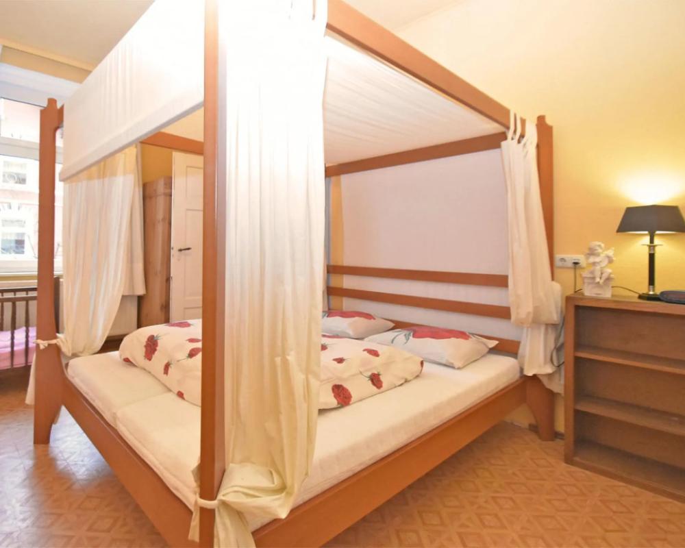 Villa With Home Cinema, Sauna