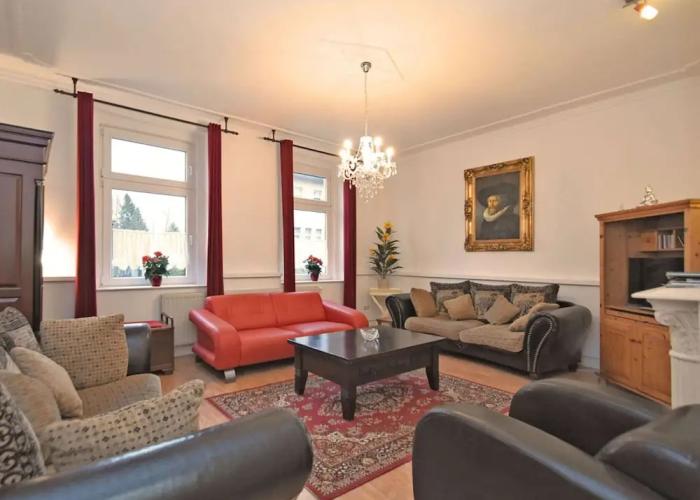 Villa With Home Cinema, Sauna