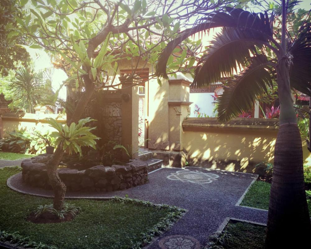фото Hotel Gianyar