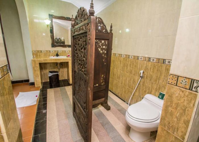 Puri Saron Hotel Madangan