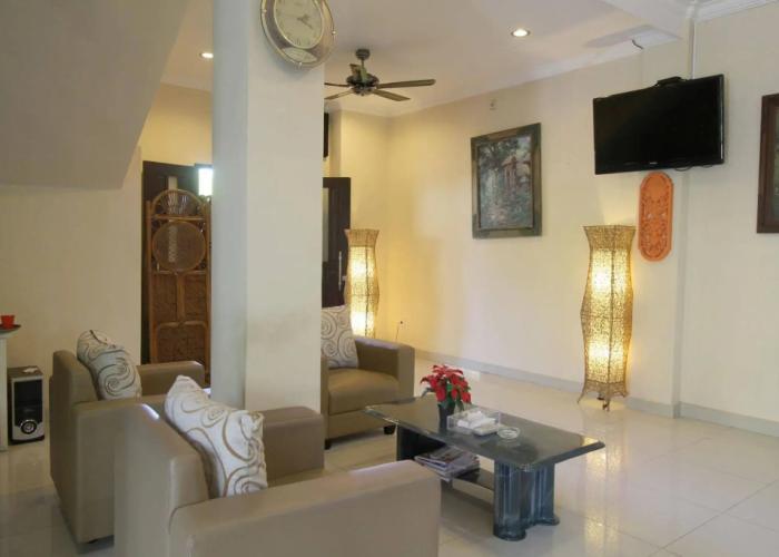 Airy Gianyar Hasanuddin Gang Dugul Sari Bali