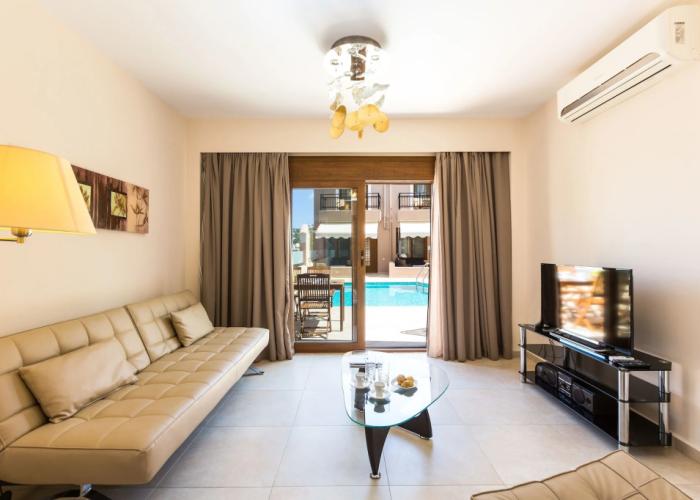 Pantheon Villas & Suites