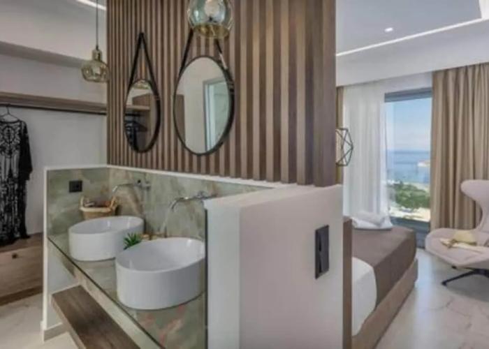 Sunny Drops Villa White by Estia