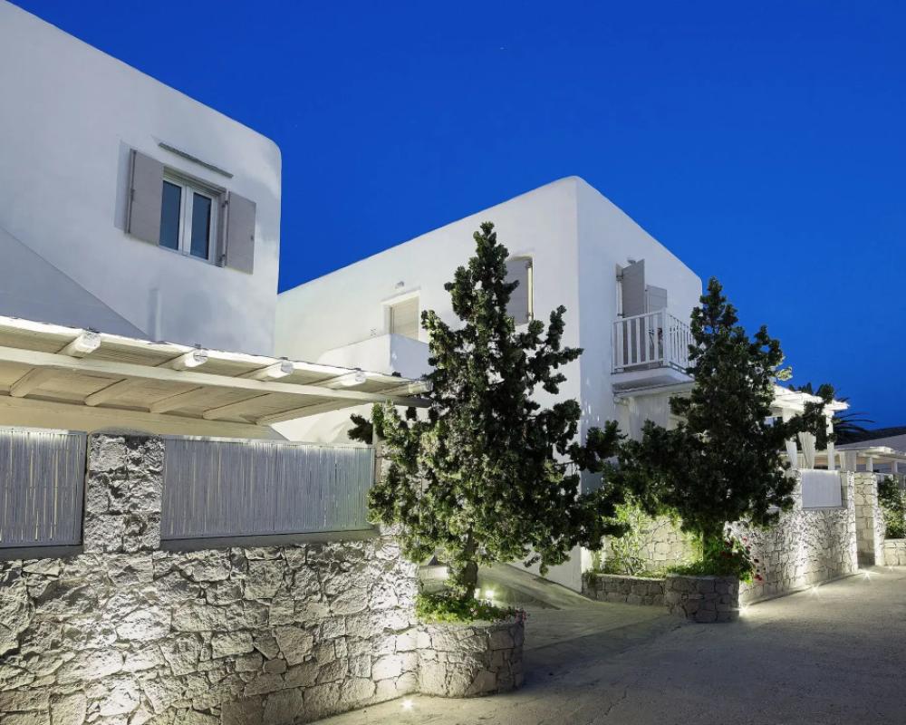 Delmar Apartments & Suites - Delmar Collection