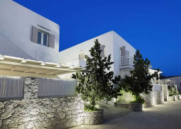 Delmar Apartments & Suites - Delmar Collection