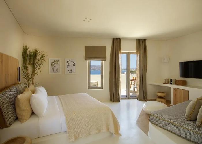White Pebble Suites