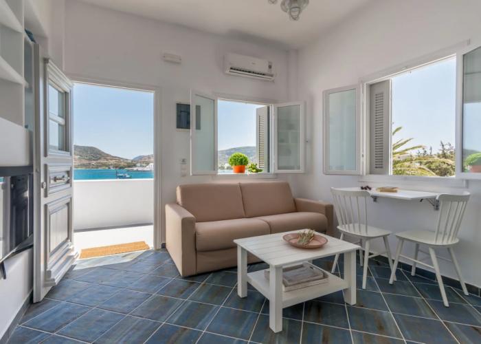 Michalakis Seaside Suites Milos
