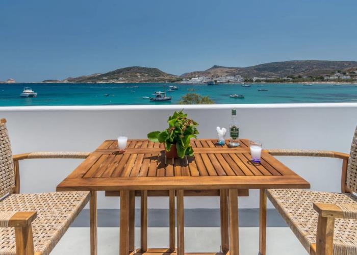 Michalakis Seaside Suites Milos