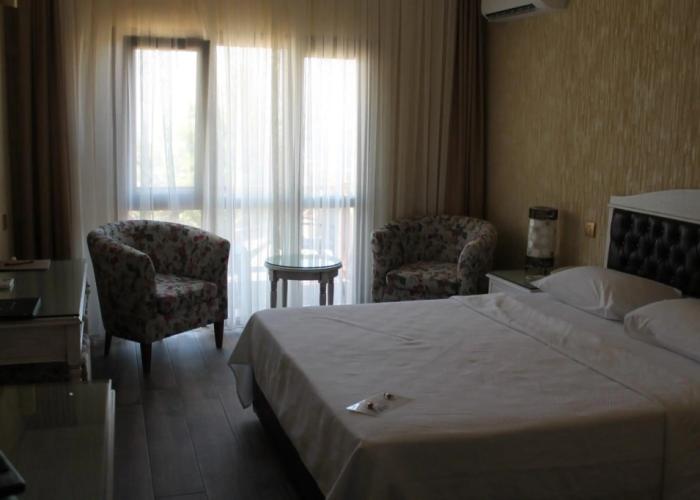 Bella View Art Boutique Hotel