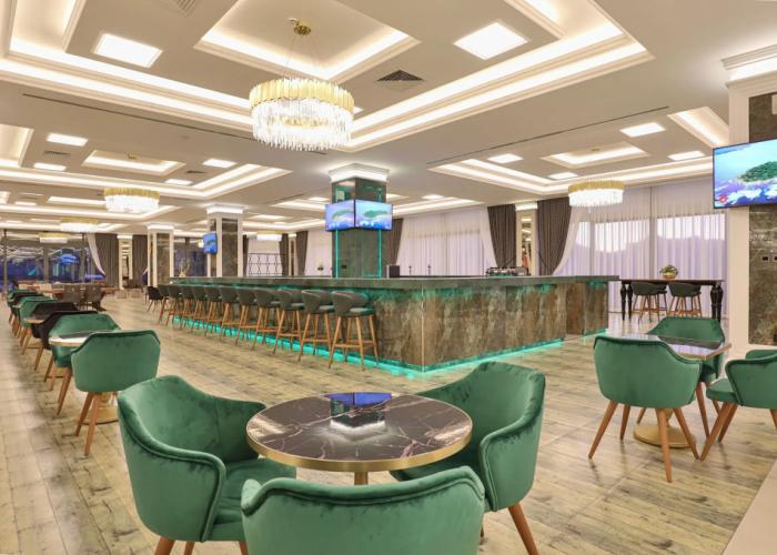 Mc Palace Hotel