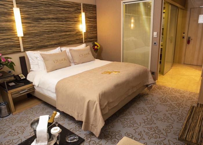 Cratos Premium Hotel & Casino