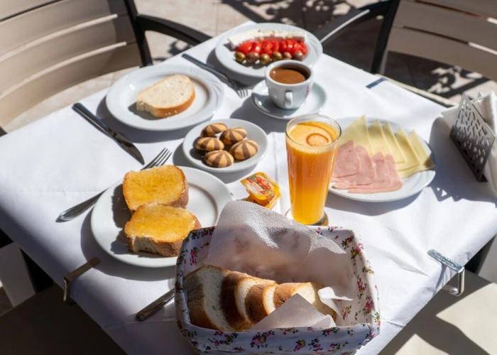 Athina Hotel