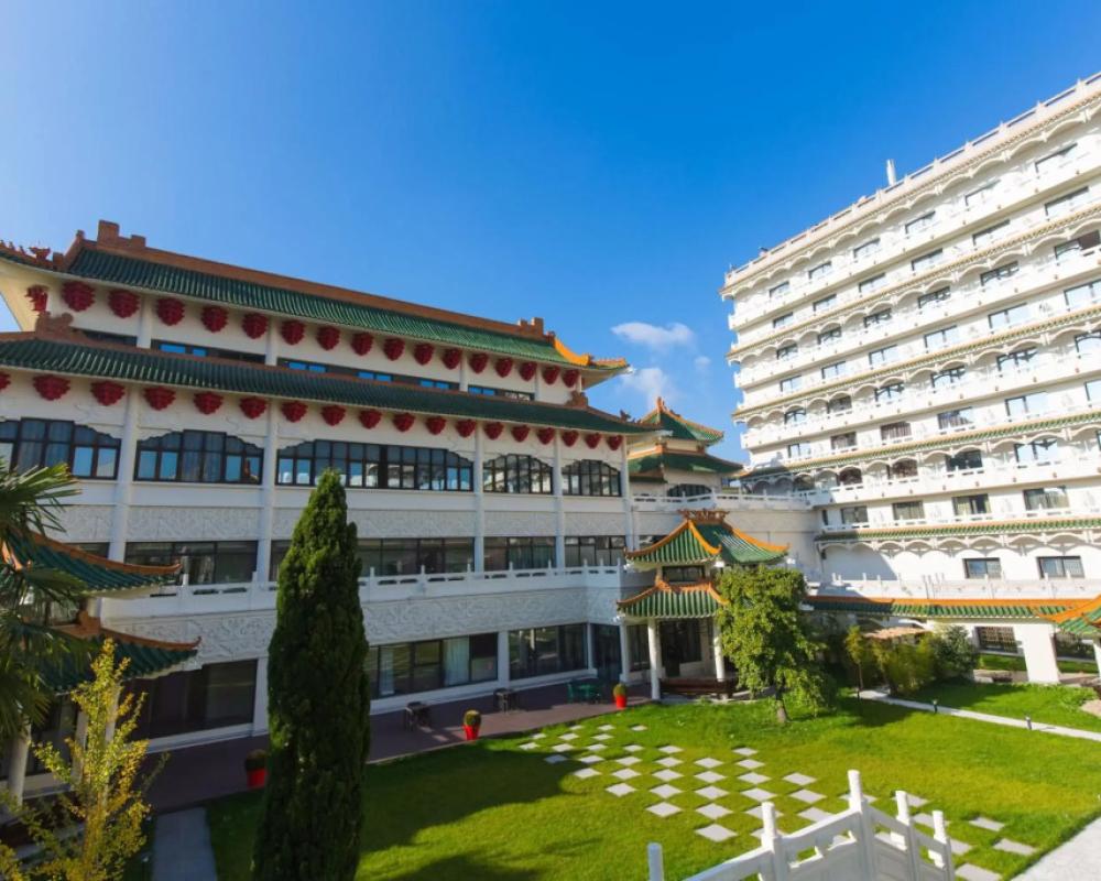 Huatian Chinagora Hotel