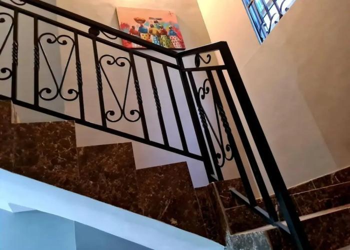 Cozy,quiet & Fantastic- Close to Highway - Parking