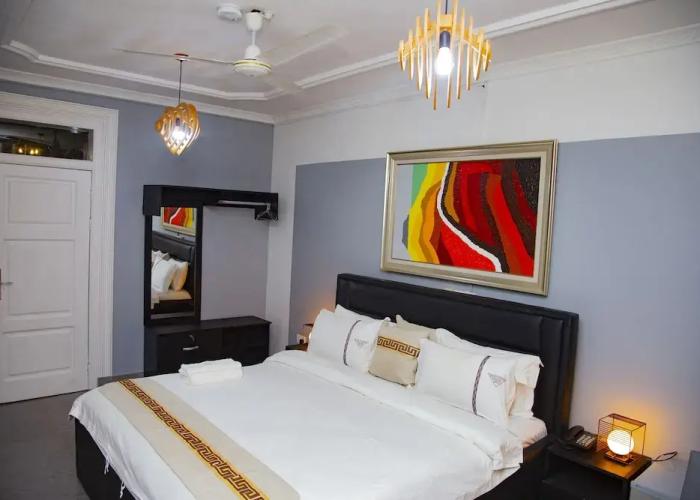 Gullivers Travel Hotel