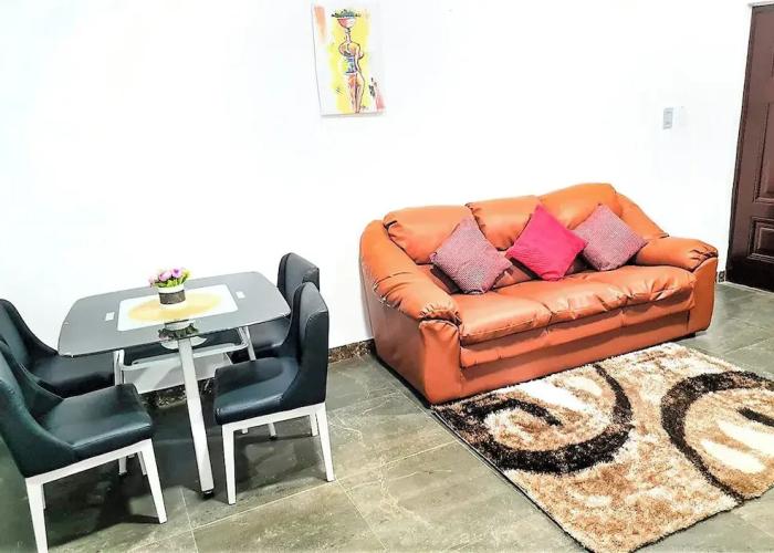 Cozy Quiet & Fantastic Close to Highway