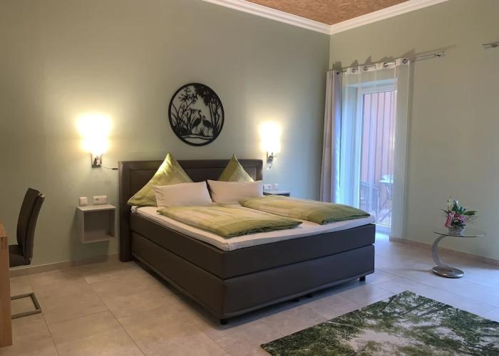 Apartment Garten near Airport