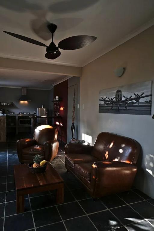 Villa La Mercy Guest Suite