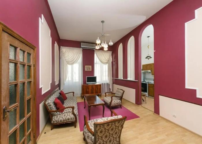 Apartment near Arena City