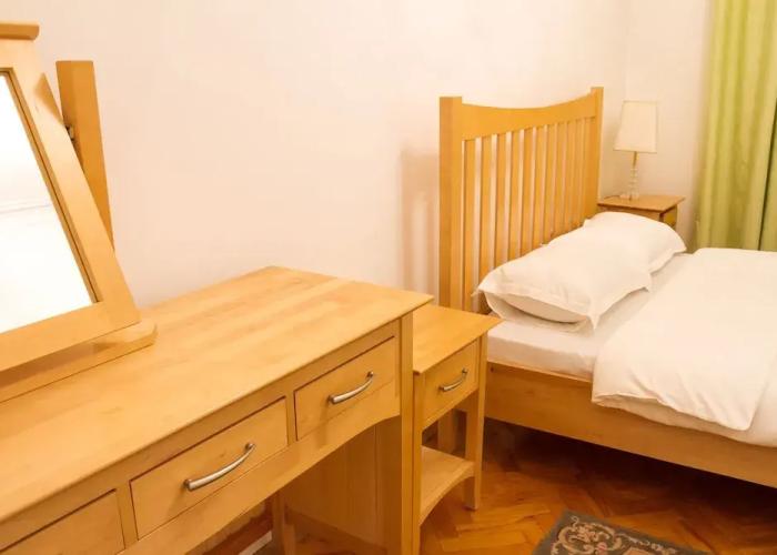 Apartment near Arena City