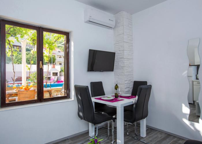 Apartments Villa Roza