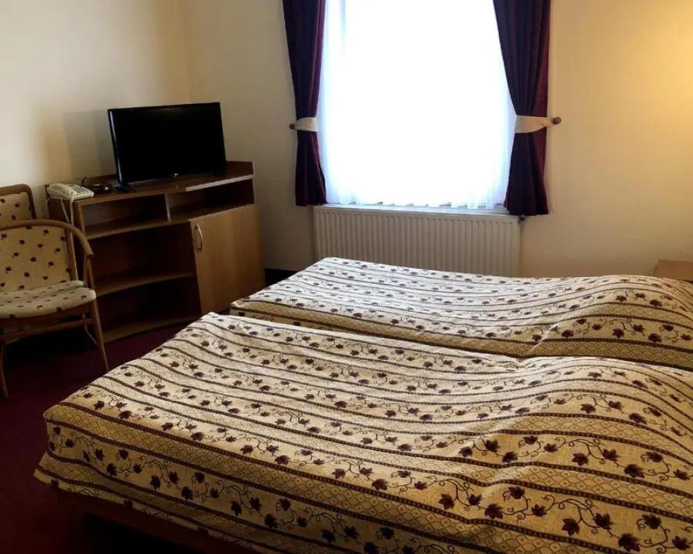 Hotel Imperial Gyogyszallo es Gyogyfurdo