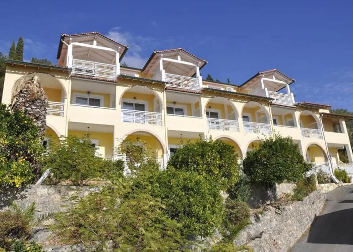 Mazis Apartments