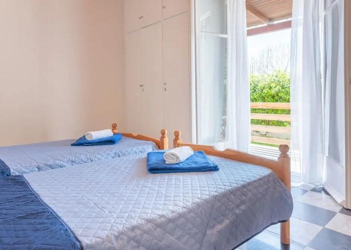 Villa Popi on the Beach of Agios Gordios