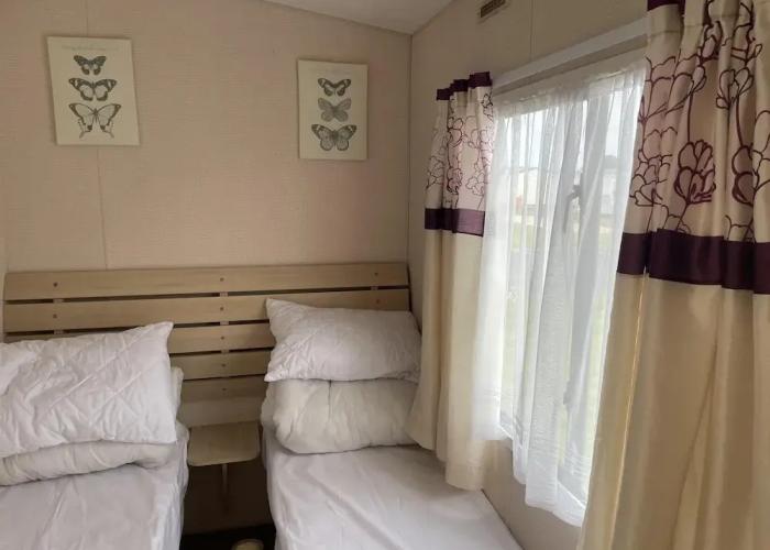Pet Friendly - Millfield Park Skegness 4 Bed