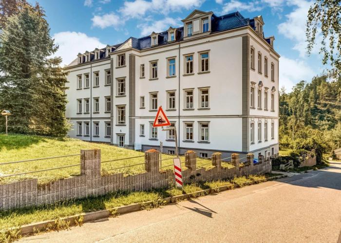 Pretty Apartment with Large Communal Terrace near Borstendorf