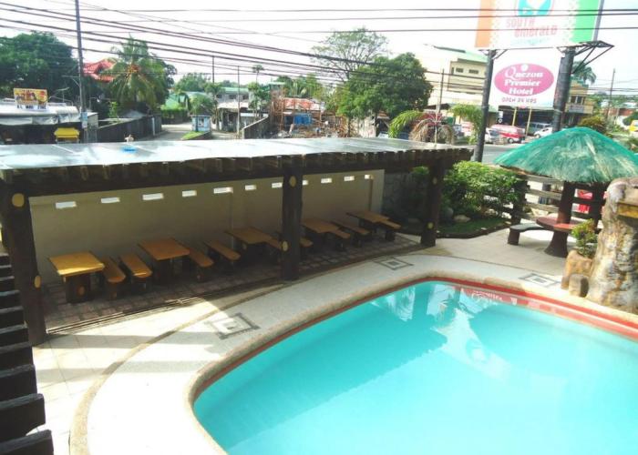 Quezon Premier Hotel Lucena