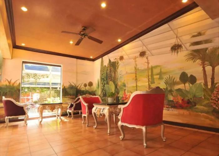 Queen Margarette Hotel - Main