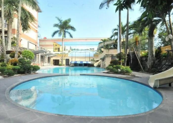 Queen Margarette Hotel - Main